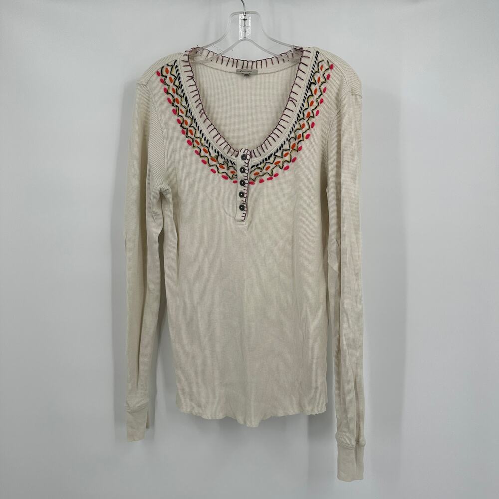 Embroidered V-Neck Cream Long-Sleeve Blouse